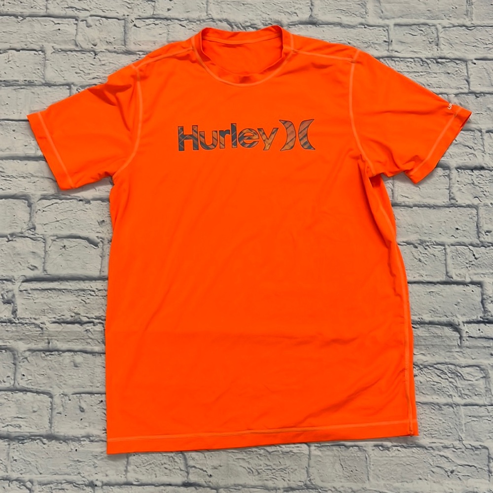 Hurley orange, stretchy, short sleeve swim/watersport men’s L shirt with UPF 50.